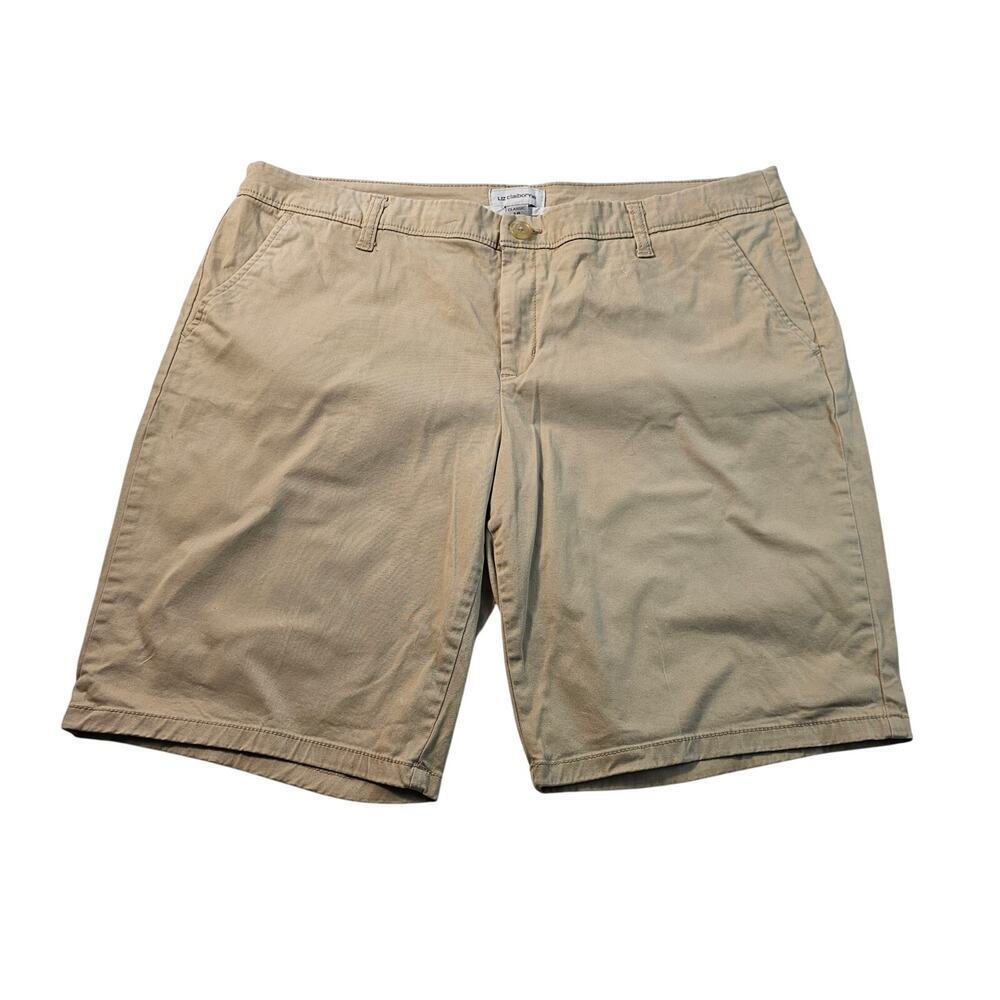 Liz claiborne khaki 9.5" inseam size 16 EUC work career outdoor casual shorts